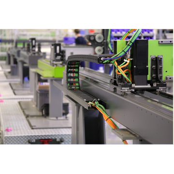 Custom Plastic Molding Service manufacturing